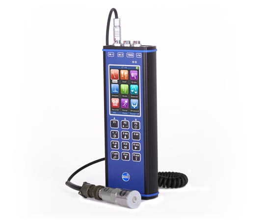 A4300 vibration analyzer and data collector